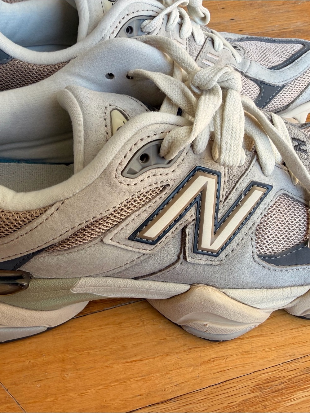 New Balance 9060 - Picture 9 of 11